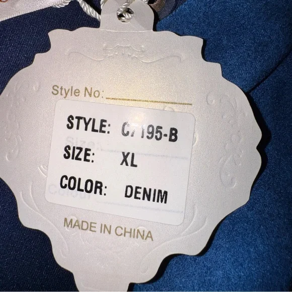 Simply Couture Blue Embroidered Jacket NWT - Picture 5 of 6